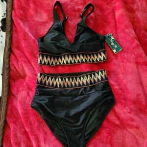 Black Zigzag Pattern Bikini Set